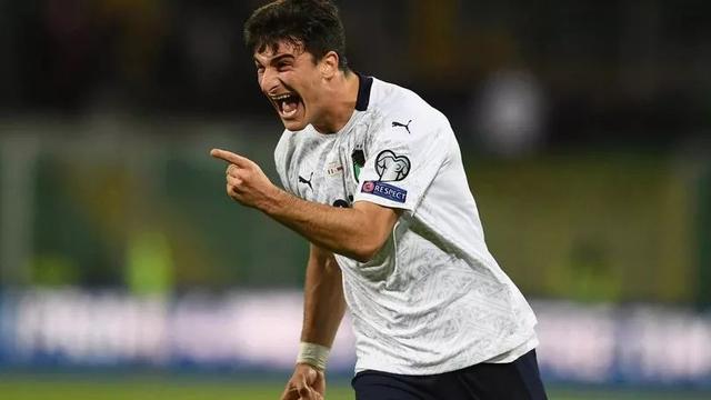 在引援策略 在引援策略