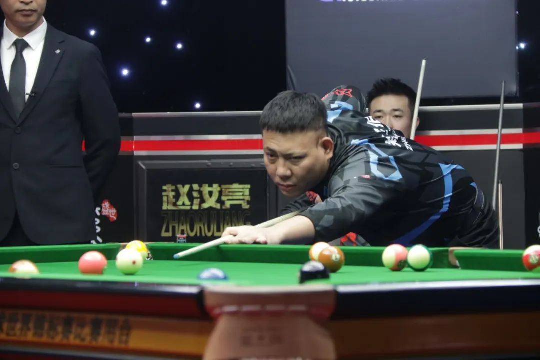 化碰撞形容 化碰撞形容