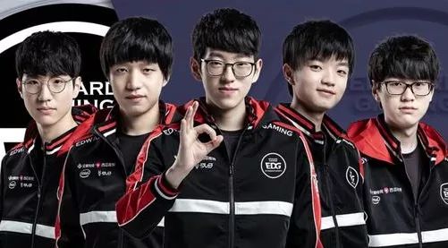 封锁持球手 封锁持球手