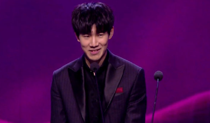 肋部二点射 肋部二点射